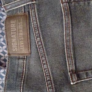 Levi's Strauss signature blue jeans 32x30